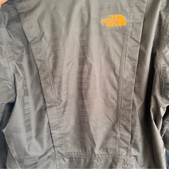 Black North Face Rain Jacket sz XS - Picture 9 of 9